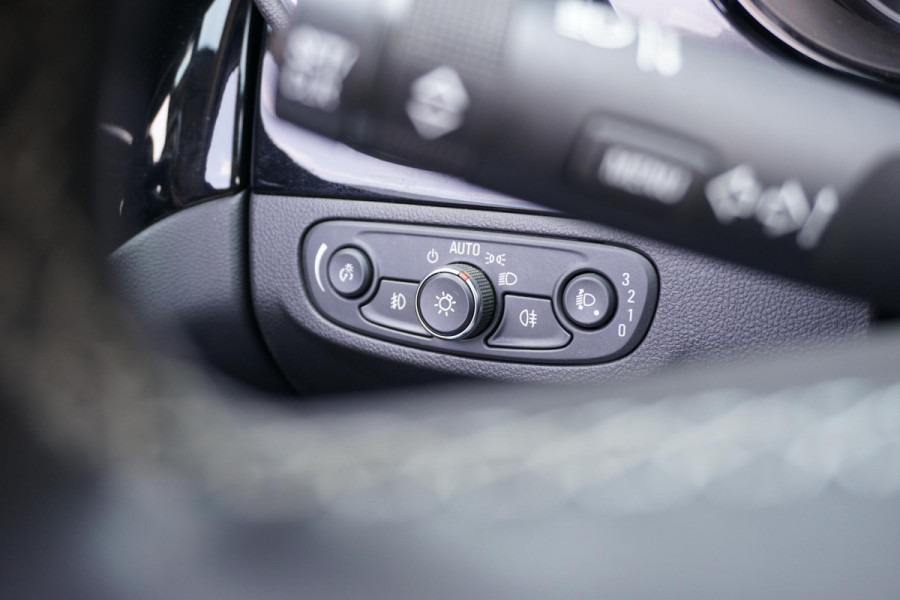 Opel Mokka X 1.4 Turbo Innovation + TREKHAAK / NAVIGATIE / CARPLAY