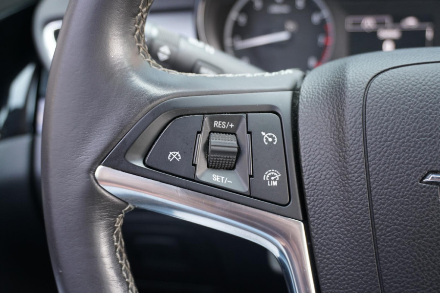 Opel Mokka X 1.4 Turbo Innovation + TREKHAAK / NAVIGATIE / CARPLAY
