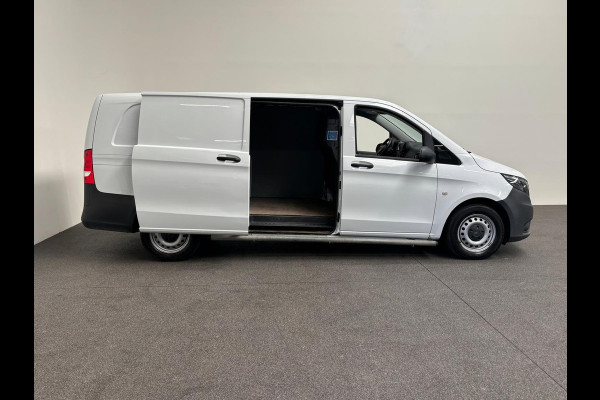 Mercedes-Benz Vito 114 CDI Extra Lang Automaat Camera Stoelverwarming Adaptive Cruise Control Navigatie Trekhaak