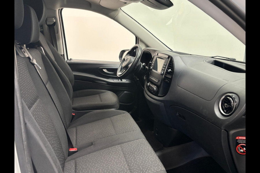 Mercedes-Benz Vito 114 CDI Extra Lang Automaat Camera Stoelverwarming Adaptive Cruise Control Navigatie Trekhaak