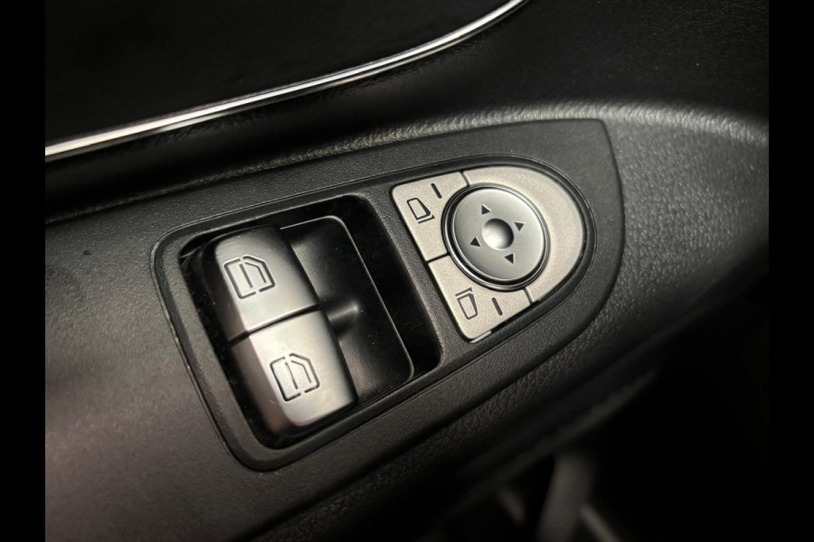 Mercedes-Benz Vito 114 CDI Extra Lang Automaat Camera Stoelverwarming Adaptive Cruise Control Navigatie Trekhaak