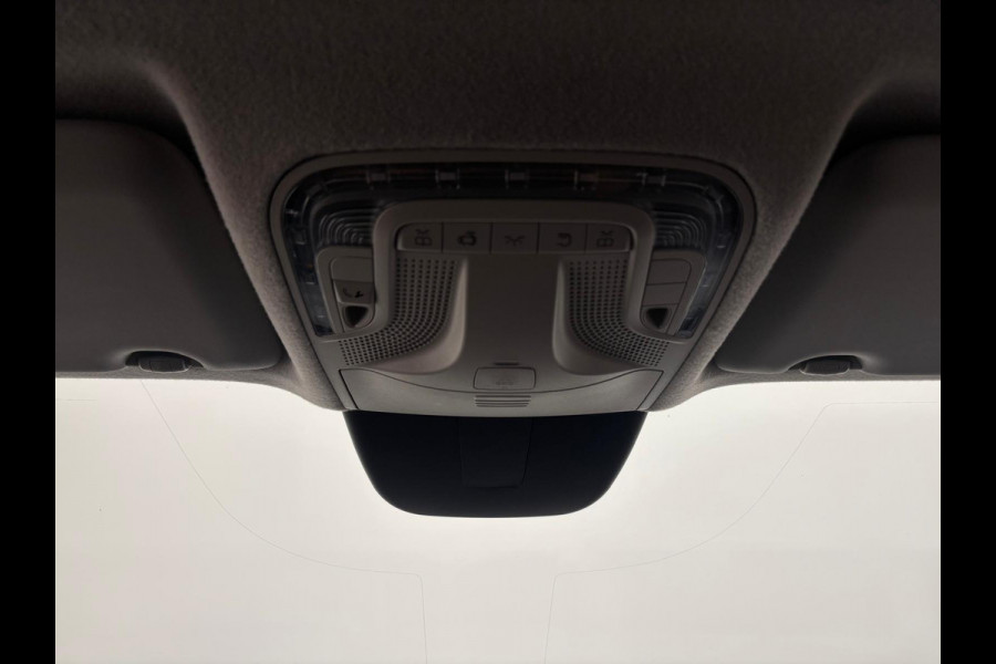 Mercedes-Benz Vito 114 CDI Extra Lang Automaat Camera Stoelverwarming Adaptive Cruise Control Navigatie Trekhaak