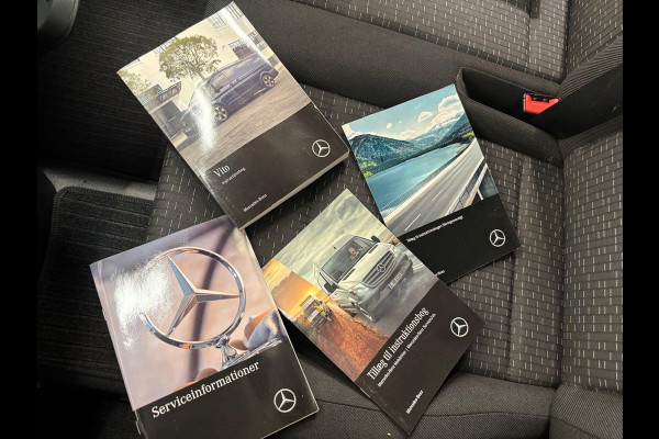 Mercedes-Benz Vito 114 CDI Extra Lang Automaat Camera Stoelverwarming Adaptive Cruise Control Navigatie Trekhaak