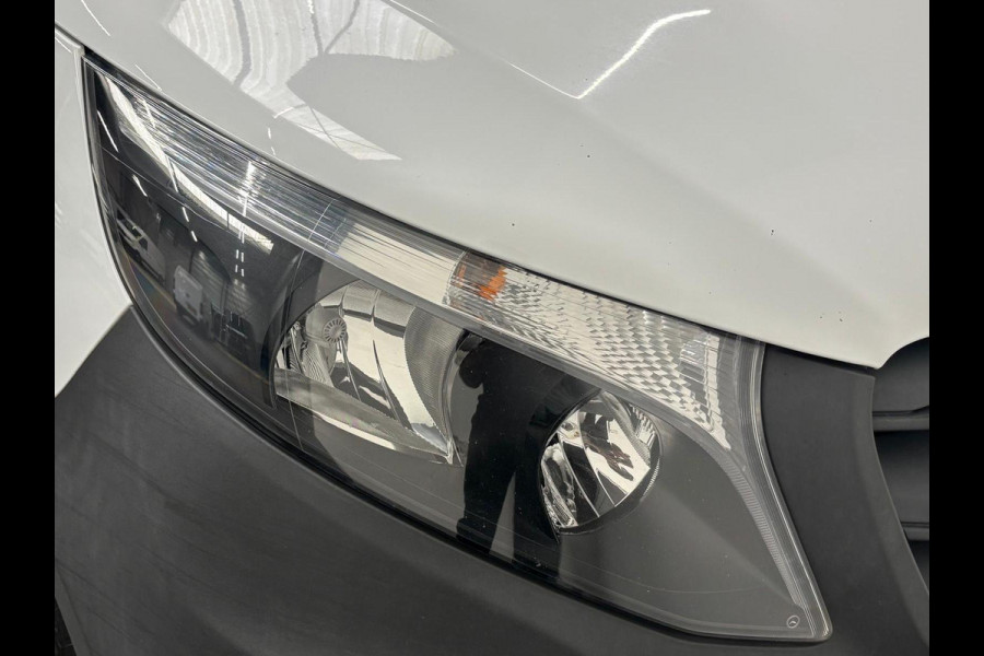 Mercedes-Benz Vito 114 CDI Extra Lang Automaat Camera Stoelverwarming Adaptive Cruise Control Navigatie Trekhaak