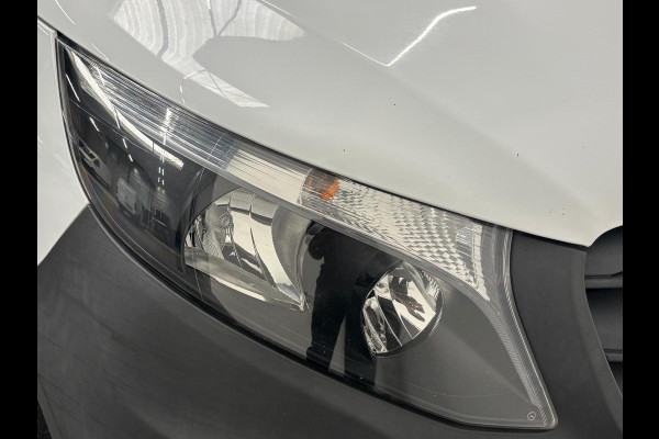 Mercedes-Benz Vito 114 CDI Extra Lang Automaat Camera Stoelverwarming Adaptive Cruise Control Navigatie Trekhaak