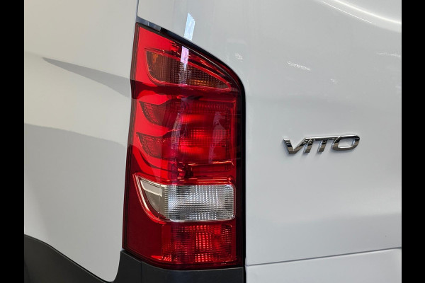 Mercedes-Benz Vito 114 CDI Extra Lang Automaat Camera Stoelverwarming Adaptive Cruise Control Navigatie Trekhaak