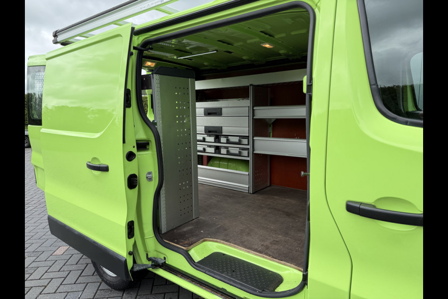 Renault Trafic 1.6 dCi / L1H1 / 1e EIG. / BOTT INRICHTING / TREKHAAK / IMPERIAAL / 3-ZITS / AIRCO / CRUISE / NAVI