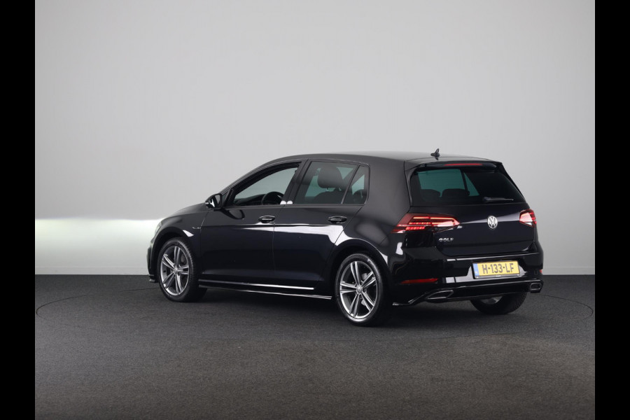 Volkswagen Golf 1.5 TSI Highline Business R 150 PK | Automaat (DSG) | Navigatie | Camera | Digitaal dashboard
