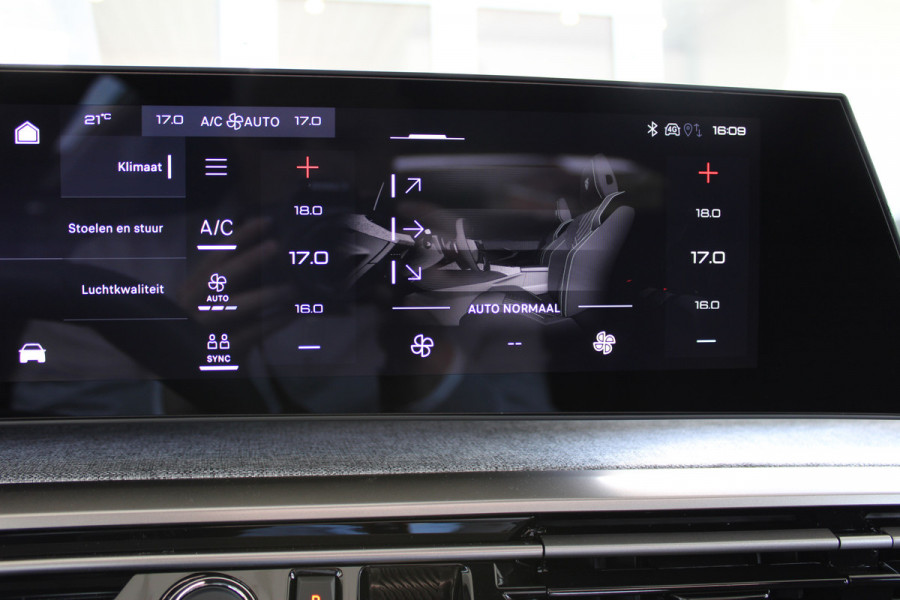 Peugeot 3008 1.2 Hybrid 145 GT | Panoramadak | Focal | BLIS | LED | 360 Camera