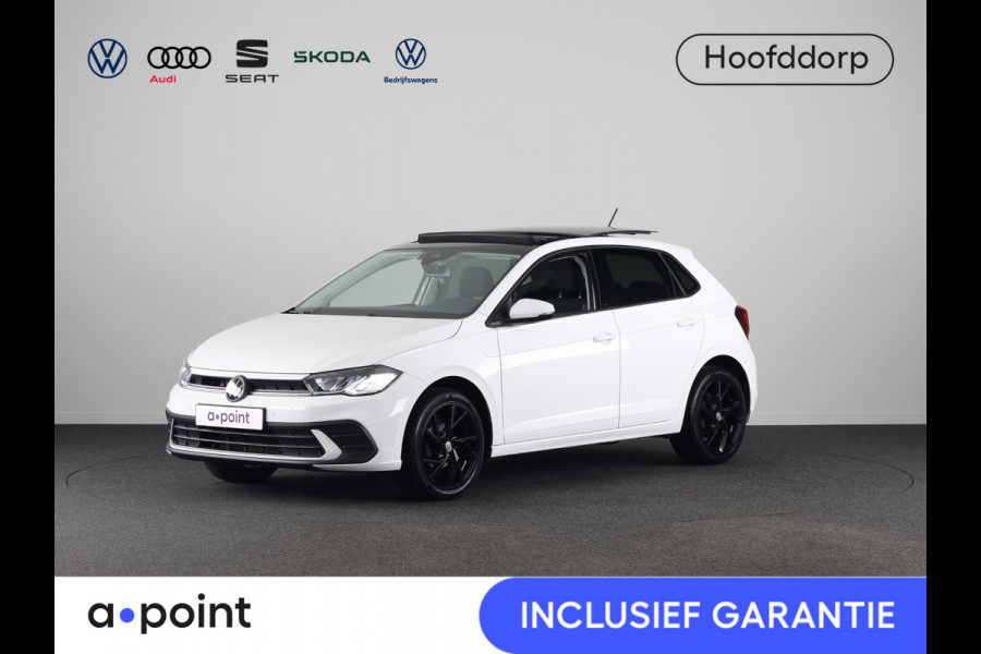 Volkswagen Polo 1.0 TSI Life 95 pk | Navigatie via App | Panoramadak | 17" LM velgen | Parkeersensoren | Adaptieve cruise control | LED koplampen | Stoelverwarming |
