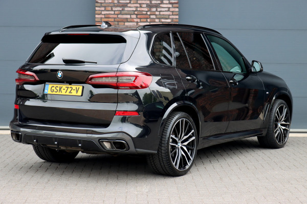BMW X5 xDrive40d M-Sport High Executive | Panoramadak | ACC | Leder | Memory | Camera | Trekhaak | Harman/Kardon | 22'' inch | Sport-uitlaatsysteem M |