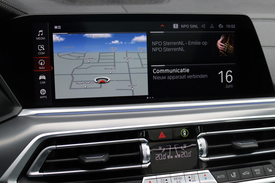 BMW X5 xDrive40d M-Sport High Executive | Panoramadak | ACC | Leder | Memory | Camera | Trekhaak | Harman/Kardon | 22'' inch | Sport-uitlaatsysteem M |