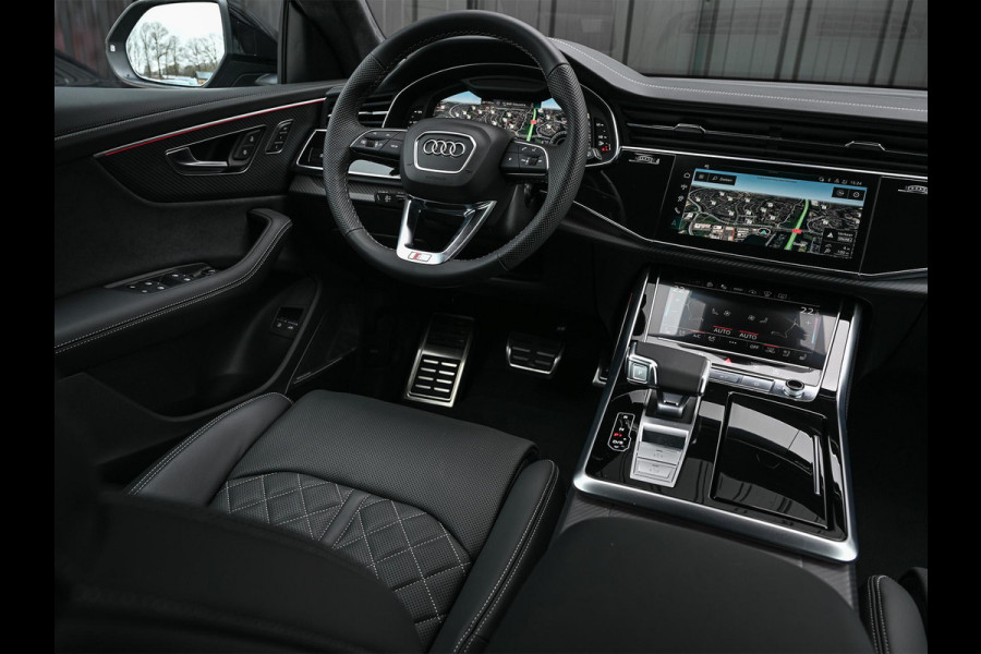 Audi Q8 60 TFSI e quattro Pro Line S Competition | B&O advanced | Audi exclusive | 5 jaar garantie | Panoramadak | massage stoelen | 4 wiel besturing | Alcantara hemel | Soft-close | Elektr. Trekhaak | Achteras besturing | Oled achterlichten