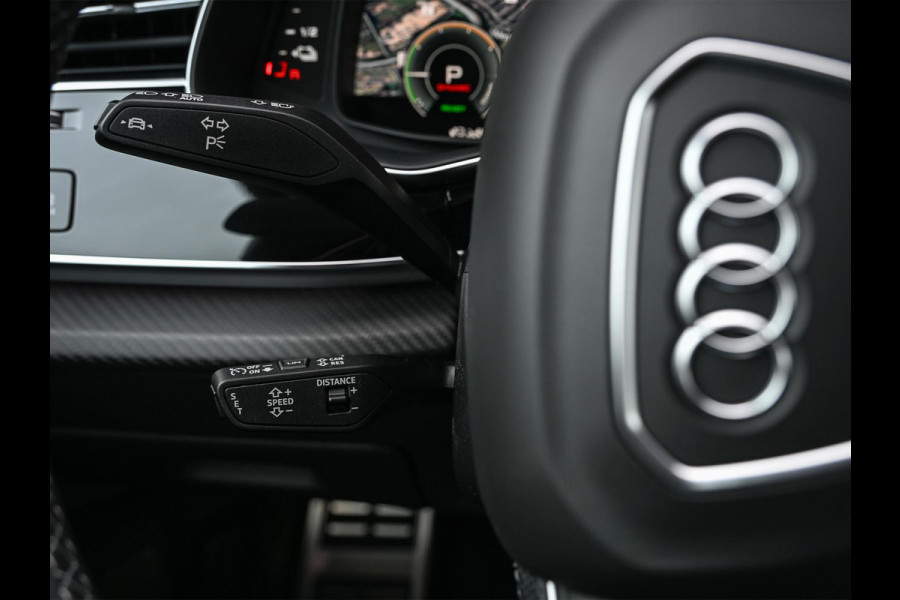 Audi Q8 60 TFSI e quattro Pro Line S Competition | B&O advanced | Audi exclusive | 5 jaar garantie | Panoramadak | massage stoelen | 4 wiel besturing | Alcantara hemel | Soft-close | Elektr. Trekhaak | Achteras besturing | Oled achterlichten