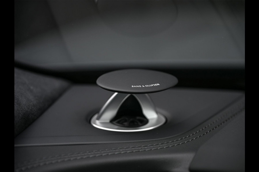 Audi Q8 60 TFSI e quattro Pro Line S Competition | B&O advanced | Audi exclusive | 5 jaar garantie | Panoramadak | massage stoelen | 4 wiel besturing | Alcantara hemel | Soft-close | Elektr. Trekhaak | Achteras besturing | Oled achterlichten