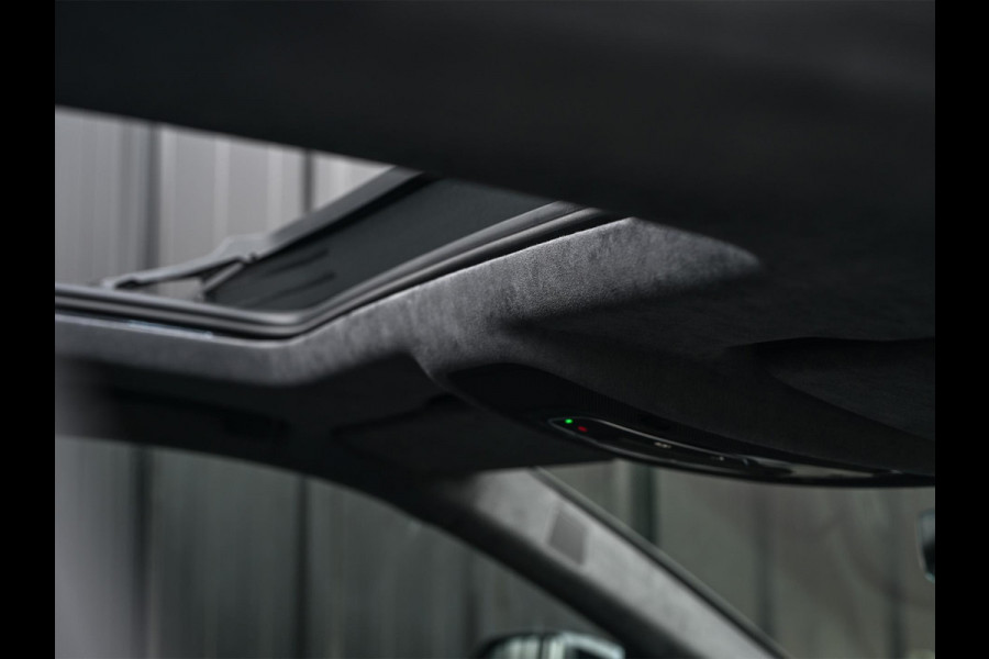 Audi Q8 60 TFSI e quattro Pro Line S Competition | B&O advanced | Audi exclusive | 5 jaar garantie | Panoramadak | massage stoelen | 4 wiel besturing | Alcantara hemel | Soft-close | Elektr. Trekhaak | Achteras besturing | Oled achterlichten