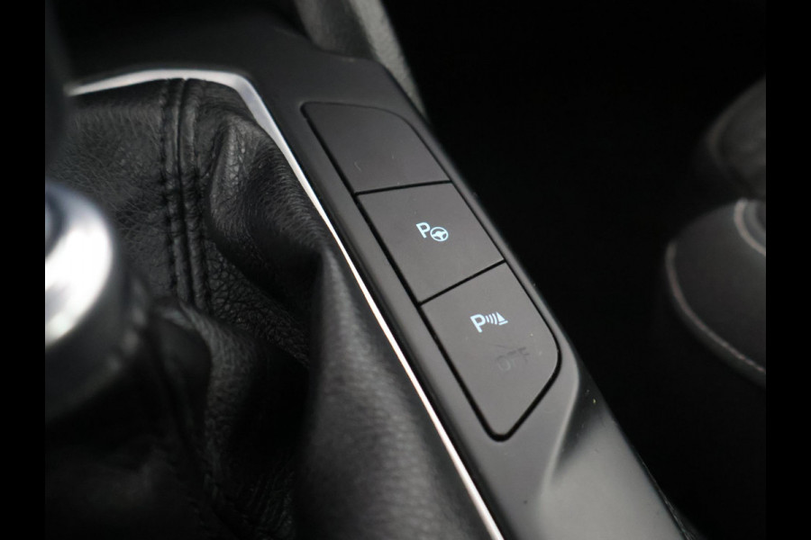 Ford FOCUS Wagon 1.5 ECOBLUE DIESEL + TREKHAAK | ADAPTIVE CRUISE | APPLE CARPLAY | STOELVERW. | CAMERA