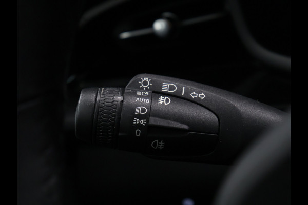 Polestar 2 Long Range Dual Motor Launch Edition 78kWh [PANORAMADAK, MEMORY SEATS, APPLE CARPLAY, ANDROID, STUURVERWARMING, RIJHULP, 360 CAMERA, STOELVERWARMING V+A, ADAPTIVE CRUISE, DIGITAL DASH, NIEUWSTAAT]