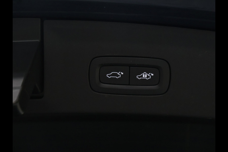Polestar 2 Long Range Dual Motor Launch Edition 78kWh [PANORAMADAK, MEMORY SEATS, APPLE CARPLAY, ANDROID, STUURVERWARMING, RIJHULP, 360 CAMERA, STOELVERWARMING V+A, ADAPTIVE CRUISE, DIGITAL DASH, NIEUWSTAAT]