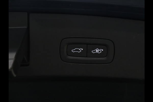 Polestar 2 Long Range Dual Motor Launch Edition 78kWh [PANORAMADAK, MEMORY SEATS, APPLE CARPLAY, ANDROID, STUURVERWARMING, RIJHULP, 360 CAMERA, STOELVERWARMING V+A, ADAPTIVE CRUISE, DIGITAL DASH, NIEUWSTAAT]