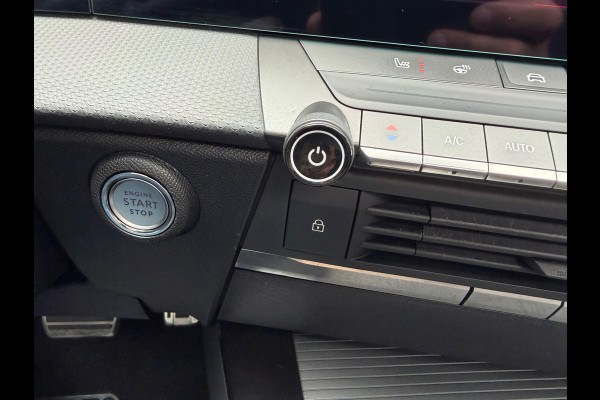 Opel Astra SPORTS TOURER 1.2 Turbo GS Automaat 131 Pk | Navi Carplay | Virtual display | 360 Camera | Cruise | Panoramadak | 18".