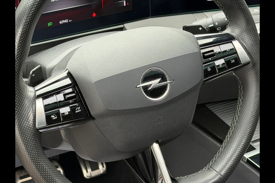 Opel Astra SPORTS TOURER 1.2 Turbo GS Automaat 131 Pk | Navi Carplay | Virtual display | 360 Camera | Cruise | Panoramadak | 18".