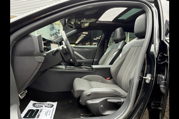 Opel Astra SPORTS TOURER 1.2 Turbo GS Automaat 131 Pk | Navi Carplay | Virtual display | 360 Camera | Cruise | Panoramadak | 18".