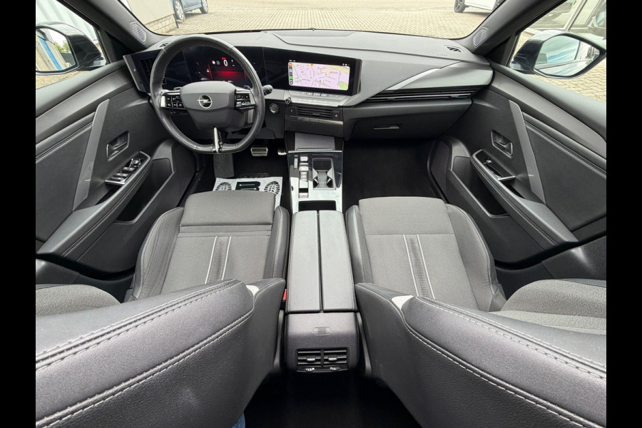 Opel Astra SPORTS TOURER 1.2 Turbo GS Automaat 131 Pk | Navi Carplay | Virtual display | 360 Camera | Cruise | Panoramadak | 18".
