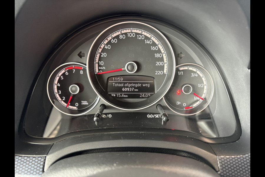 Volkswagen up! 1.0 BMT United 5-drs. CAMERA/CLIMA/MEDIA/CRUISE/PDC/15INCH