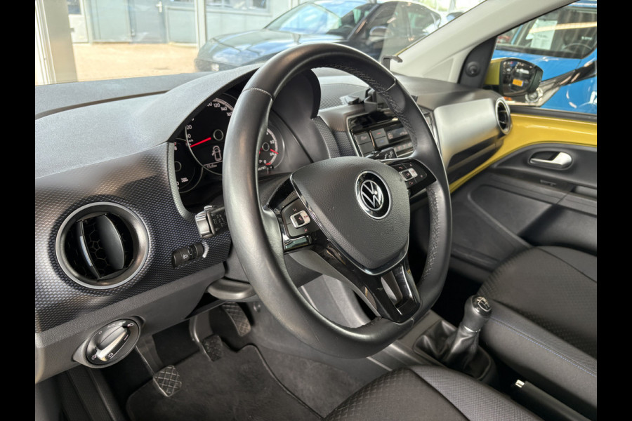 Volkswagen up! 1.0 BMT United 5-drs. CAMERA/CLIMA/MEDIA/CRUISE/PDC/15INCH