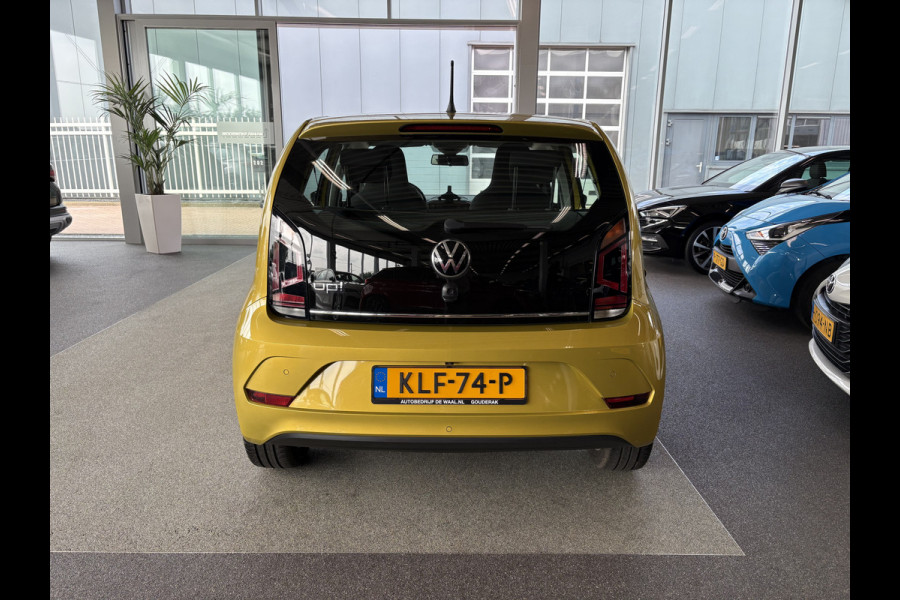 Volkswagen up! 1.0 BMT United 5-drs. CAMERA/CLIMA/MEDIA/CRUISE/PDC/15INCH