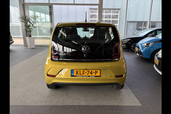 Volkswagen up! 1.0 BMT United 5-drs. CAMERA/CLIMA/MEDIA/CRUISE/PDC/15INCH