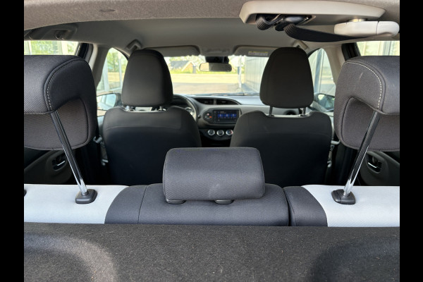 Toyota Yaris 1.0 VVT-i Connect 5-drs. CAMERA/CARPLAY/AIRCO/15INCH