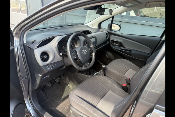 Toyota Yaris 1.0 VVT-i Connect 5-drs. CAMERA/CARPLAY/AIRCO/15INCH