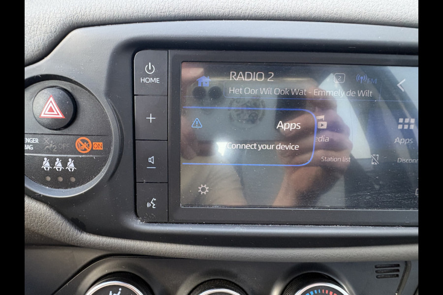 Toyota Yaris 1.0 VVT-i Connect 5-drs. CAMERA/CARPLAY/AIRCO/15INCH