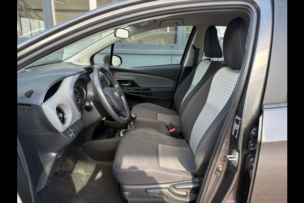 Toyota Yaris 1.0 VVT-i Connect 5-drs. CAMERA/CARPLAY/AIRCO/15INCH