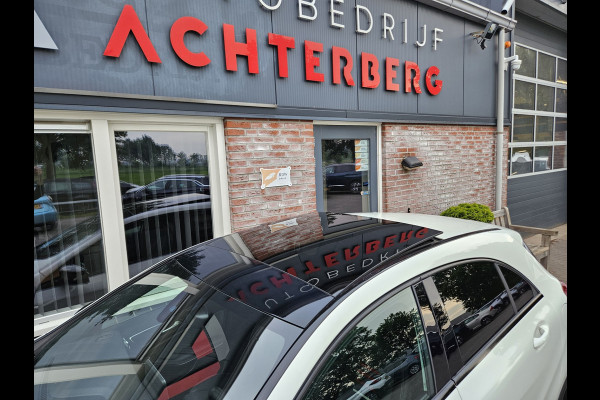 Mercedes-Benz A-Klasse 160 Sport Edition Panorama/Schuifdak! LED! 19INCH! NAP! Automaat! Mooie/Nette Auto!