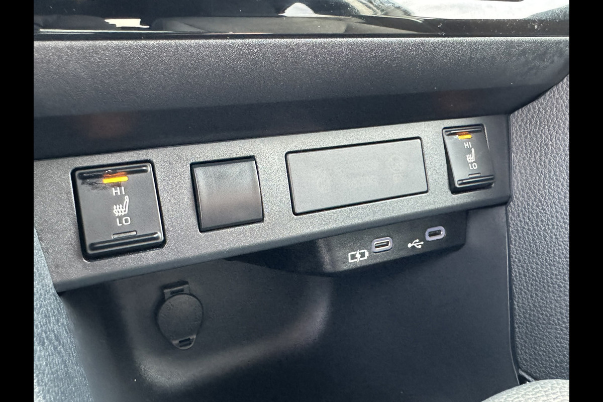Toyota Yaris Cross 1.5 Hybrid 115 First Edition Camera Carplay Adaptive Cruise Stoel + Stuurverwarming