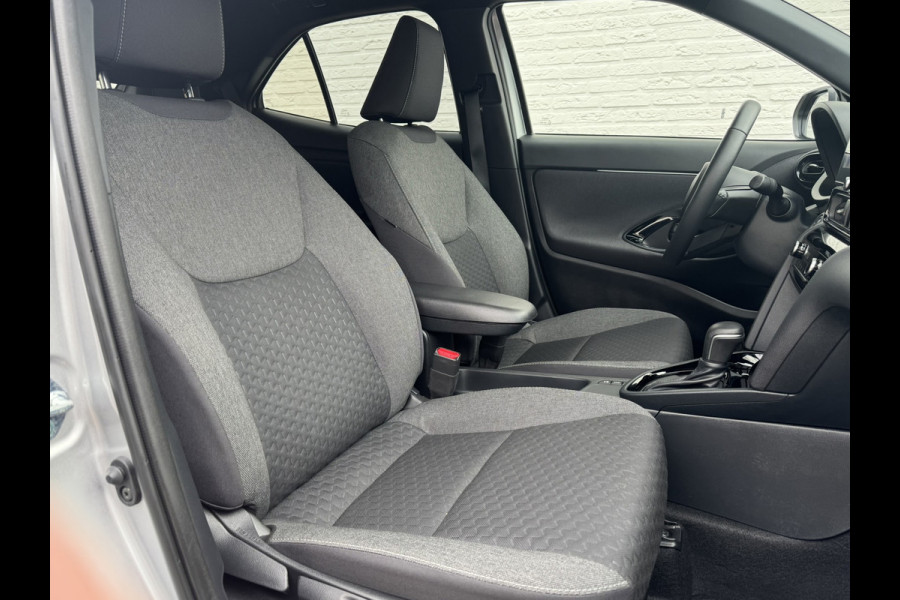 Toyota Yaris Cross 1.5 Hybrid 115 First Edition Camera Carplay Adaptive Cruise Stoel + Stuurverwarming