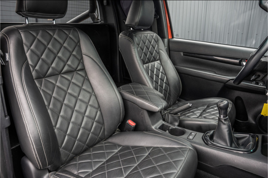 Toyota Hilux 2.4 D 4WD | 150 PK | LED | Camera | Cruise | Navi | Climatronic | Trekhaak