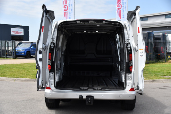 Ford Transit Custom 300 2.0 TDCI L2H1 Limited PB Edition Adaptieve Cruise, Camera, Carplay, 170pk, Automaat, LED, Trekhaak, Stoelverwarming, Sensoren, Uniek!