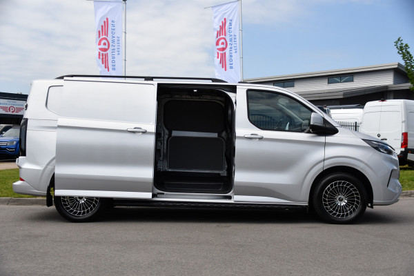Ford Transit Custom 300 2.0 TDCI L2H1 Limited PB Edition Adaptieve Cruise, Camera, Carplay, 170pk, Automaat, LED, Trekhaak, Stoelverwarming, Sensoren, Uniek!