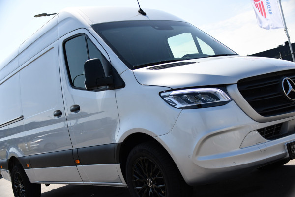 Mercedes-Benz Sprinter 319 V6 3.0 CDI L2H2 PB Edition Camera, Cruise, Carplay, 190pk, Automaat, LED, Trekhaak, Dodehoek, Sensoren, NAVI, Uniek!