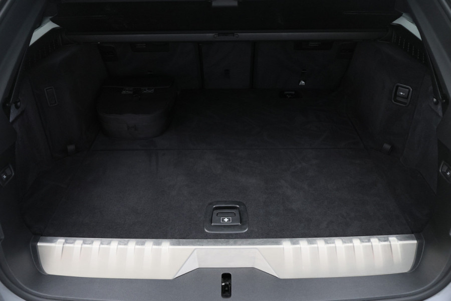 BMW 5 Serie Touring 530e Business Edition Plus M Sport Leer, Elektr. Stoelen, Camera, Apple Carplay, LED, PDC