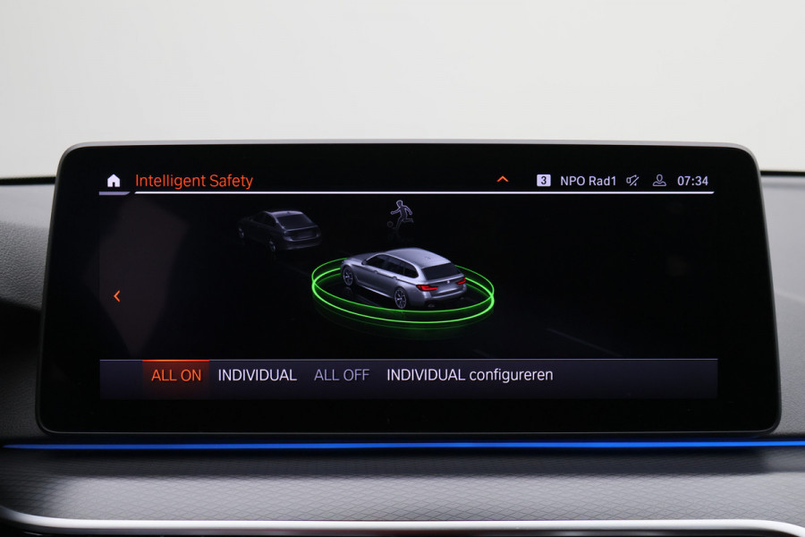 BMW 5 Serie Touring 530e Business Edition Plus M Sport Leer, Elektr. Stoelen, Camera, Apple Carplay, LED, PDC