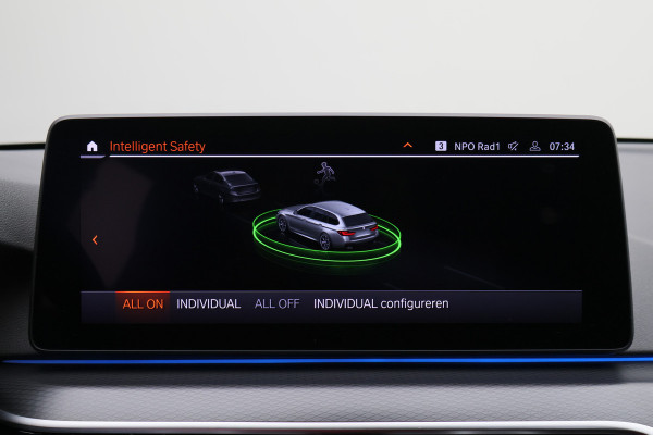 BMW 5 Serie Touring 530e Business Edition Plus M Sport Leer, Elektr. Stoelen, Camera, Apple Carplay, LED, PDC