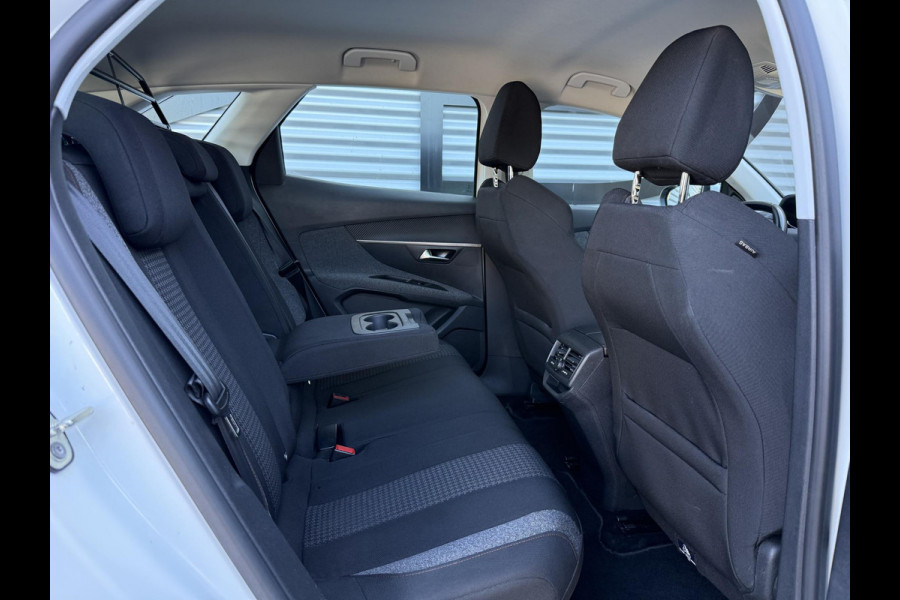 Peugeot 3008 1.2 PureTech Executive 1e Eigenaar|Navi|Camera|D-riem vv in 2025|Carplay|Clima|Cruise|Stoelverwarming|i-Cockpit|APK tot 03-2027