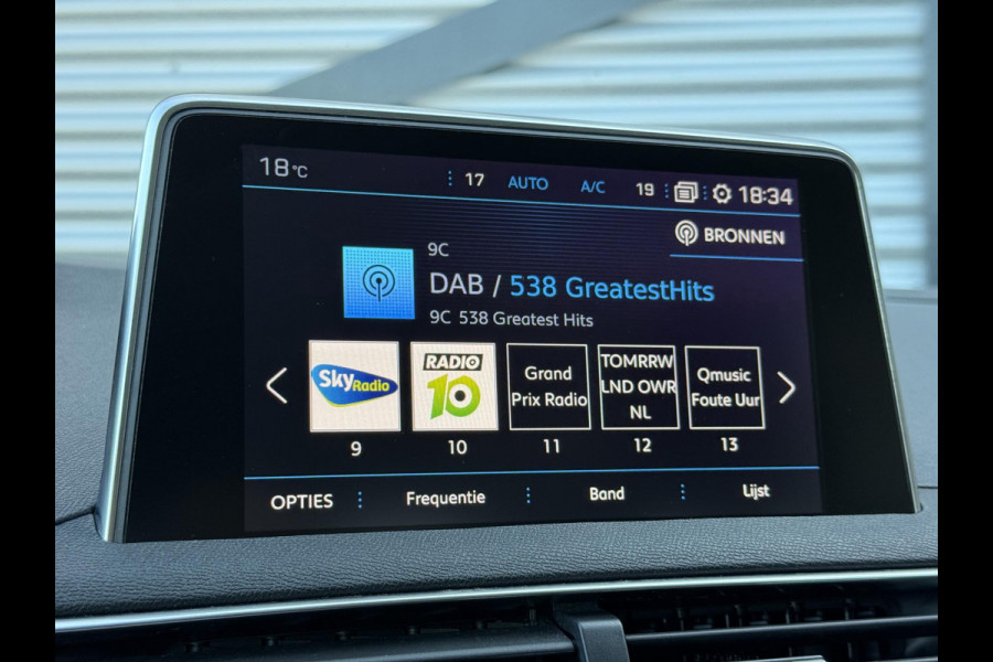 Peugeot 3008 1.2 PureTech Executive 1e Eigenaar|Navi|Camera|D-riem vv in 2025|Carplay|Clima|Cruise|Stoelverwarming|i-Cockpit|APK tot 03-2027