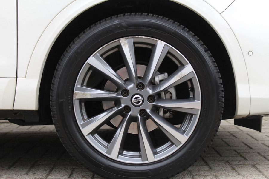 Nissan QASHQAI 1.3 DIG-T 160PK Tekna + | BOSE | Panoramadak | Trekhaak | Leder | BLIS