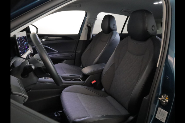 Volkswagen Tiguan 1.5 eTSI Life Edition 150 pk Automaat (DSG) | Verlengde garantie | Navigatie | Trekhaak (wegklapbaar) | Parkeersensoren (Park assist) | Achteruitrijcamera | Stoelverwarming |